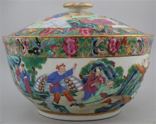 A Chinese Canton-decorated famille rose bowl and cover, c.1830, diam. 25cm, bowl lacking handle
